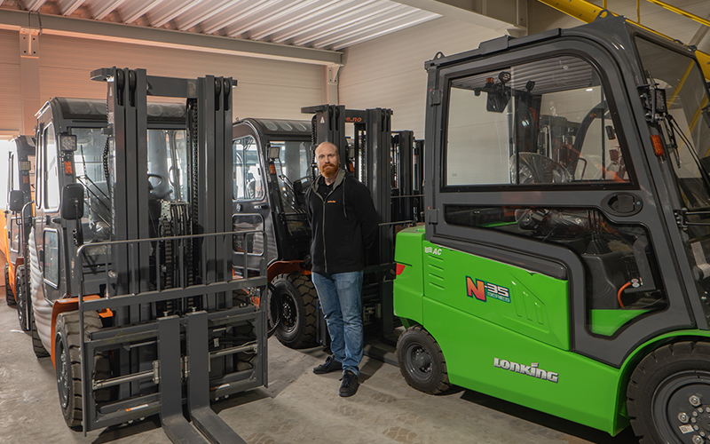 Mathias , selger for truck