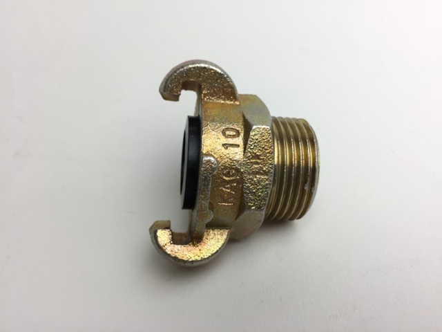 Hojatxonada yashirincha onanizm qiladi Onalar porno onlayn onanizm