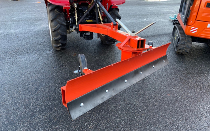 Broyteskjaer Traktor